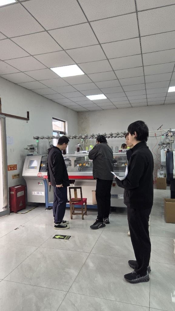 南通希泰針織服裝（Nantong Xitai Knitting Garment Co., LTD.）における監査の様子